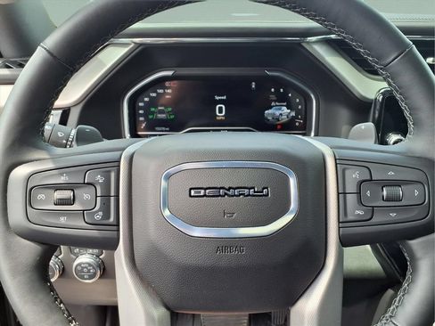 Certified 2025 GMC Sierra 1500 Denali w/ Denali Reserve Package AWD/4WD image 25