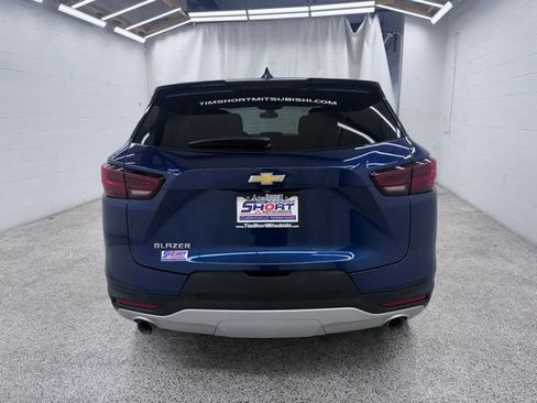 Used 2023 Chevrolet Blazer LT w/ Driver Confidence Package FWD image 3