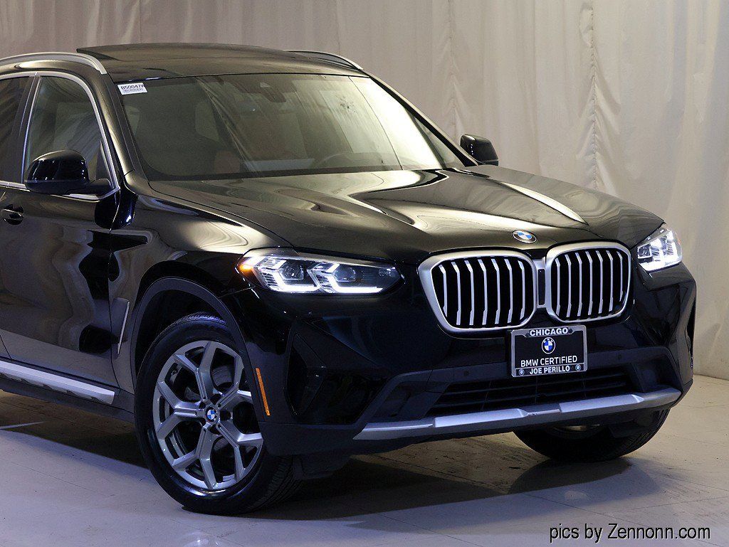 Certified 2024 BMW X3 xDrive30i w/ Premium Package AWD/4WD image 2