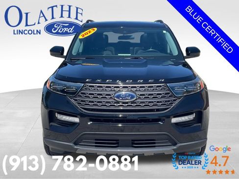 Certified 2023 Ford Explorer XLT w/ Equipment Group 202A AWD/4WD image 9