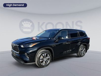 Used 2022 Toyota Highlander XLE