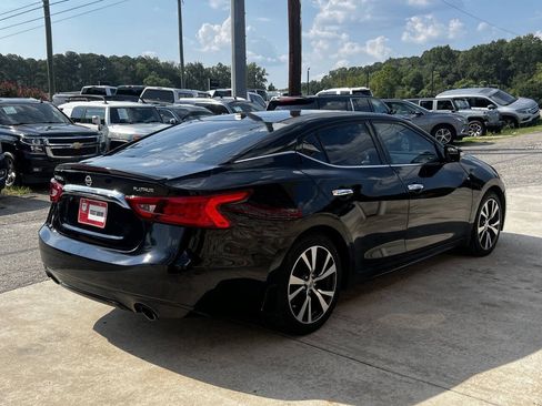 Used 2016 Nissan Maxima Platinum FWD image 6