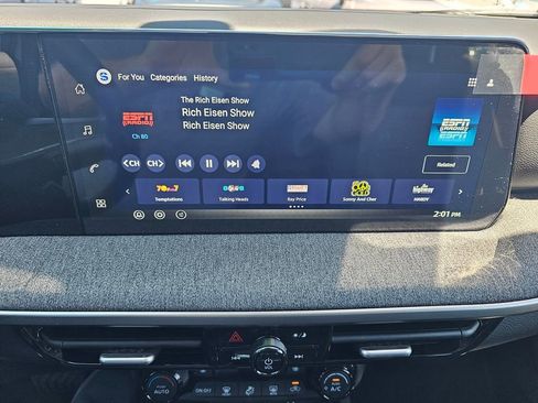 Used 2026 Nissan Kicks SV w/ Cold Weather Package FWD image 20