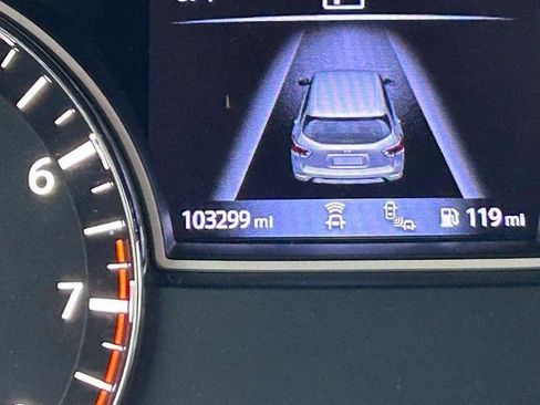 Used 2019 Nissan Pathfinder Platinum image 25