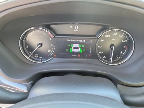 Used 2023 Cadillac XT4 Premium Luxury image 32