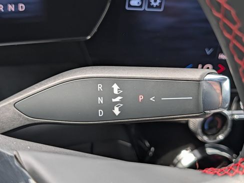 Used 2025 Chevrolet Blazer EV RS AWD/4WD image 19