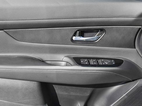 New 2025 Nissan Murano SV FWD image 23