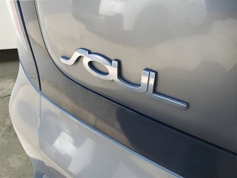 Used 2016 Kia Soul w/ Convenience Package image 14