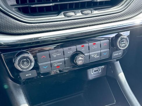 Used 2022 Jeep Compass Trailhawk w/ Trailhawk Elite Group image 23