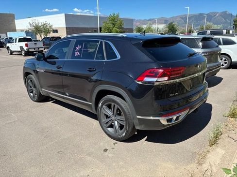 Used 2022 Volkswagen Atlas Cross Sport SEL R-Line AWD/4WD image 3