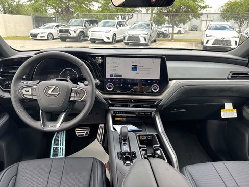 New 2026 Lexus TX 500h AWD image 15