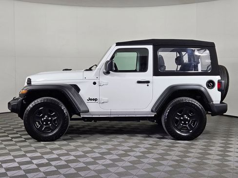 Used 2024 Jeep Wrangler Sport image 3