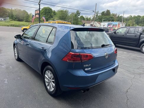 Used 2016 Volkswagen Golf S FWD image 32