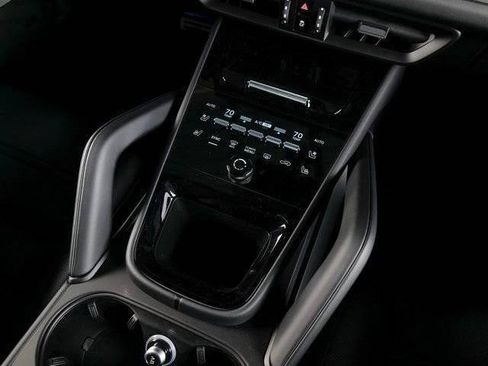 New 2026 Porsche Cayenne GTS AWD/4WD image 17