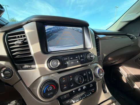Used 2015 GMC Yukon Denali w/ Touring Package AWD/4WD image 10
