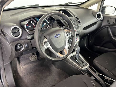 Used 2019 Ford Fiesta SE FWD image 10