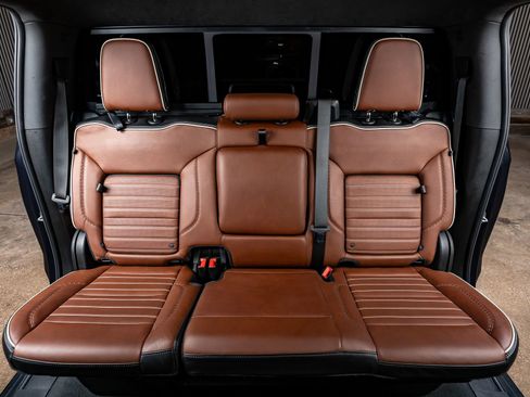 Used 2023 GMC Sierra 1500 Denali Ultimate image 34