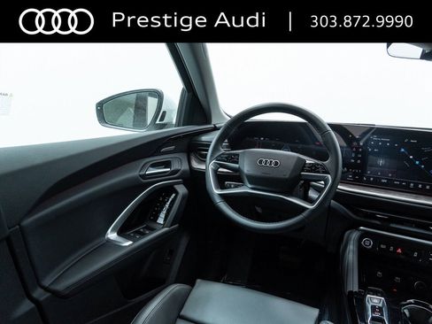 Used 2025 Audi Q5 Premium Plus w/ Premium Plus image 29