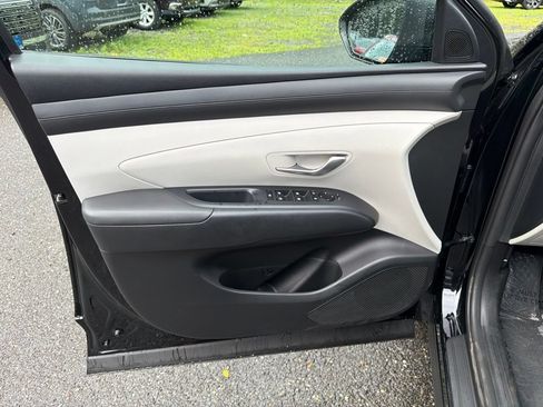 Certified 2025 Hyundai Tucson SEL AWD/4WD image 18