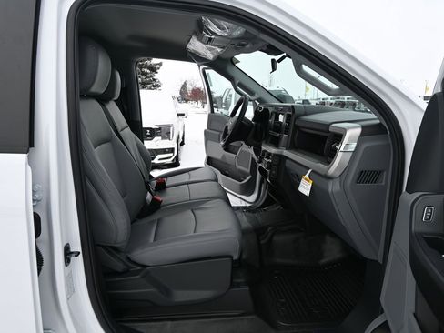 New 2026 Ford F350 XL w/ XL Chrome Package image 44