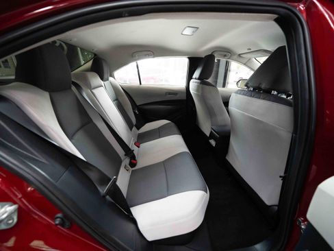 Used 2025 Toyota Corolla LE FWD image 24