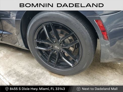 Used 2020 Chevrolet Camaro LT image 11