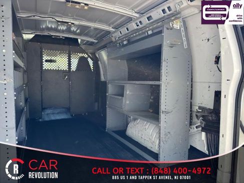 Used 2020 Chevrolet Express 3500 w/ Driver Convenience Package image 9