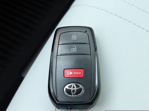 Used 2024 Toyota Corolla XSE image 27