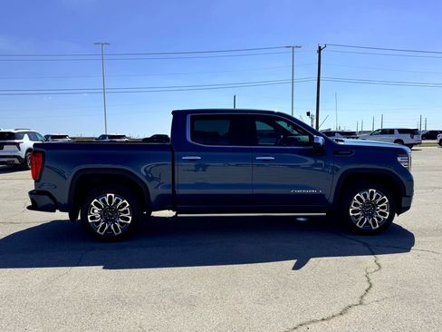 Used 2025 GMC Sierra 1500 Denali Ultimate image 7