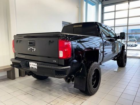 Used 2018 Chevrolet Silverado 1500 LTZ Z71 w/ LTZ Plus Package image 37