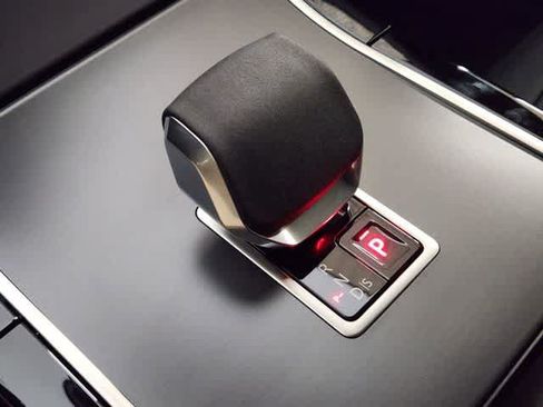 New 2026 Land Rover Range Rover Evoque S AWD/4WD image 33