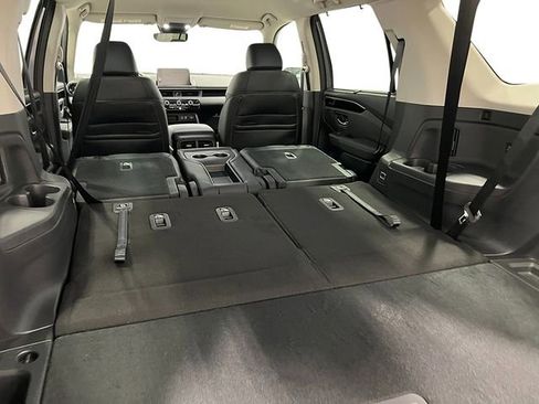 New 2025 Honda Pilot EX-L image 34