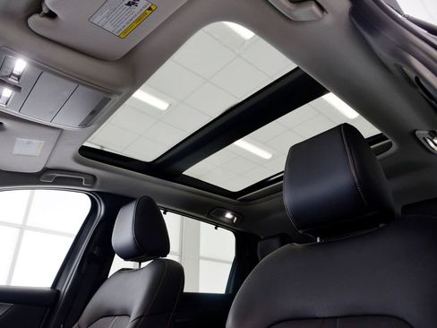 Used 2024 MAZDA CX-90 Plug-In Hybrid w/ Premium Pkg image 27