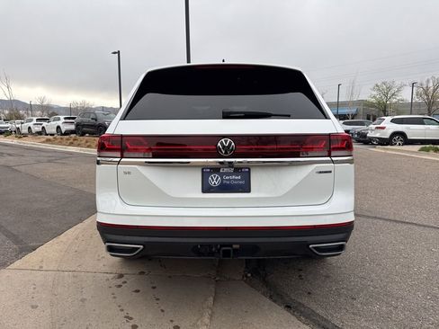 Certified 2024 Volkswagen Atlas SE image 5