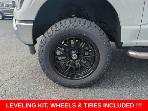Used 2021 Ford F150 XLT AWD/4WD image 11