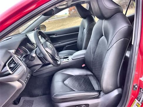 Used 2021 Toyota Camry XSE w/ Carpet Mat Package (TMS) image 11