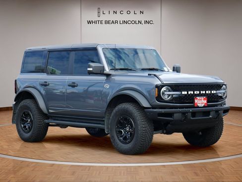 Used 2024 Ford Bronco Wildtrak AWD/4WD image 3