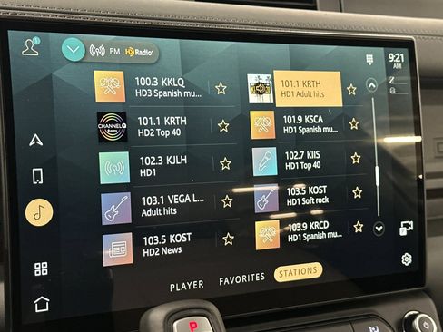 New 2026 Land Rover Defender 110 X-Dynamic SE image 19