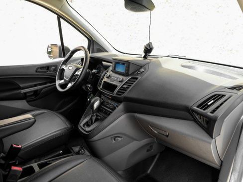 Used 2021 Ford Transit Connect XL FWD image 12