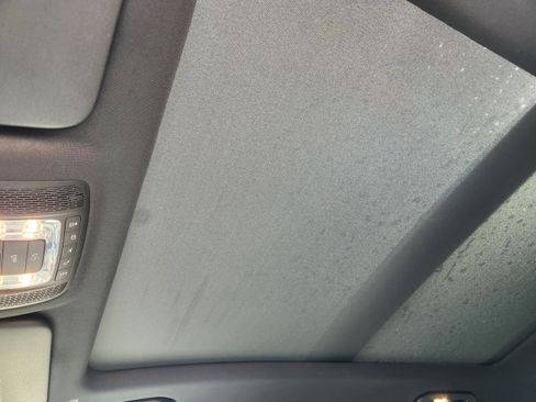 Used 2025 Mercedes-Benz GLS 450 4MATIC image 18