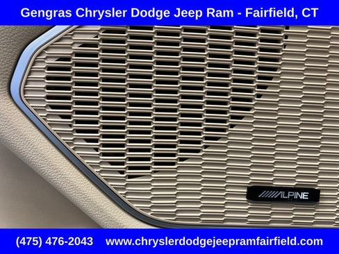 Certified 2024 Jeep Grand Cherokee L Limited AWD/4WD image 13