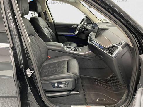 Used 2024 BMW X7 xDrive40i image 13