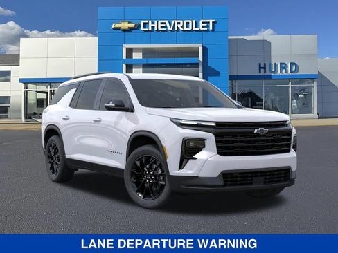 New 2026 Chevrolet Traverse LT w/ Midnight/Sport Edition AWD/4WD image 8