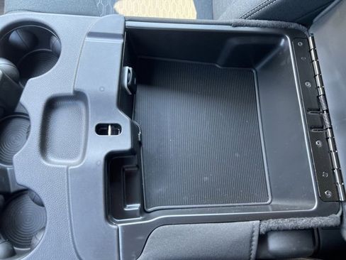 Used 2025 RAM 2500 Big Horn image 33