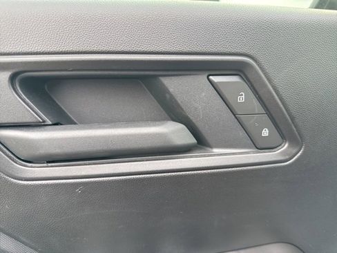 Used 2025 Chevrolet Colorado Trail Boss image 27