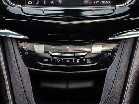 Used 2023 Cadillac XT6 Premium Luxury AWD/4WD image 32