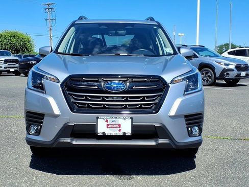 Certified 2024 Subaru Forester Premium AWD/4WD image 2