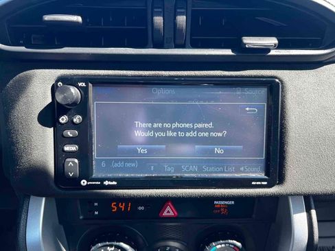 Used 2019 Toyota 86 image 23