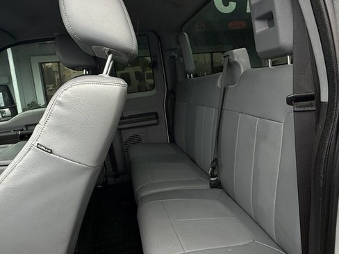 Used 2015 Ford F250 XL w/ XL Appearance Package image 14