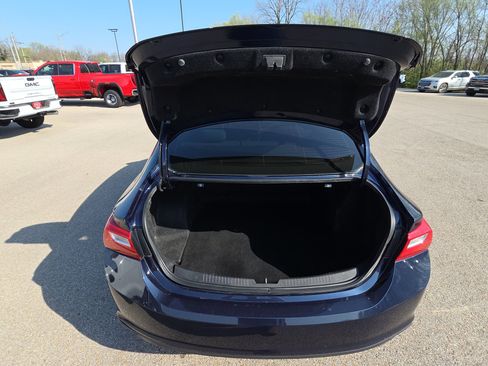 Used 2016 Chevrolet Malibu LS image 30